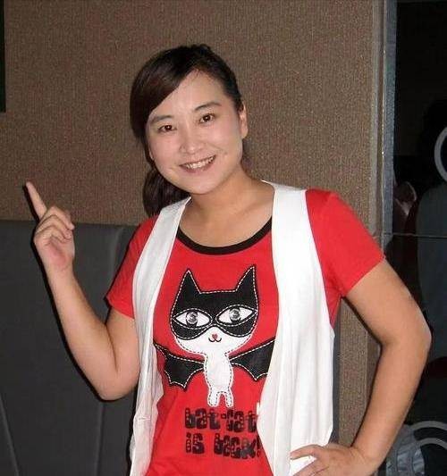 贾玲减肥前后的对比照片,贾玲减肥近照曝光