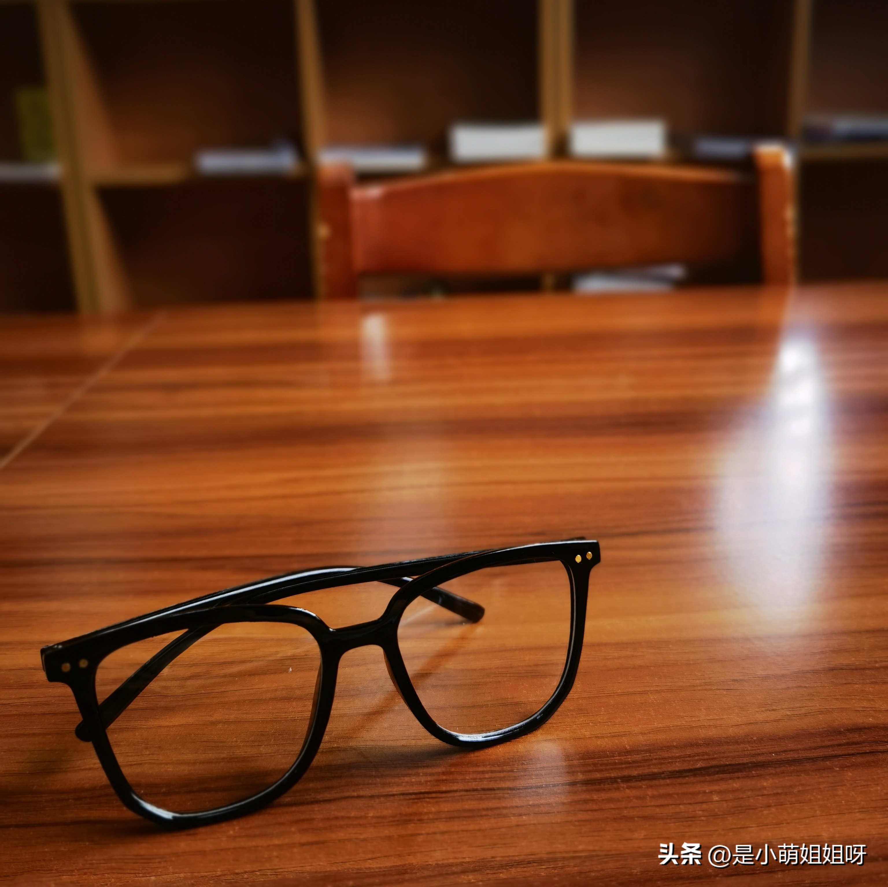 十种不上班在家赚钱的靠谱的方法,月收入10万的5种赚钱方式