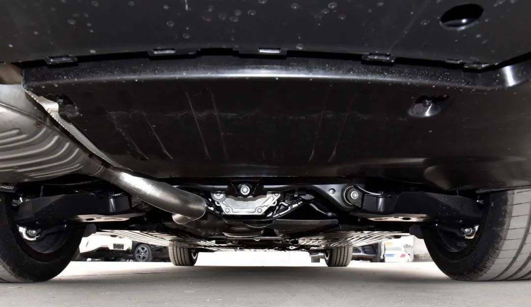 全新奔驰c级更适合哪些人购买,全新奔驰c级我需要知道什么