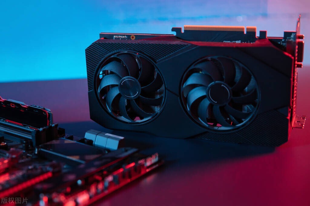 14寸笔记本电脑功率一般多少瓦,一体机电脑功率多少瓦