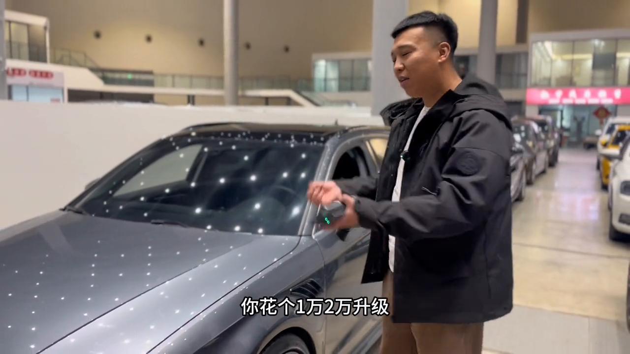比较便宜动力好点的两厢车,比大众还有面子的车