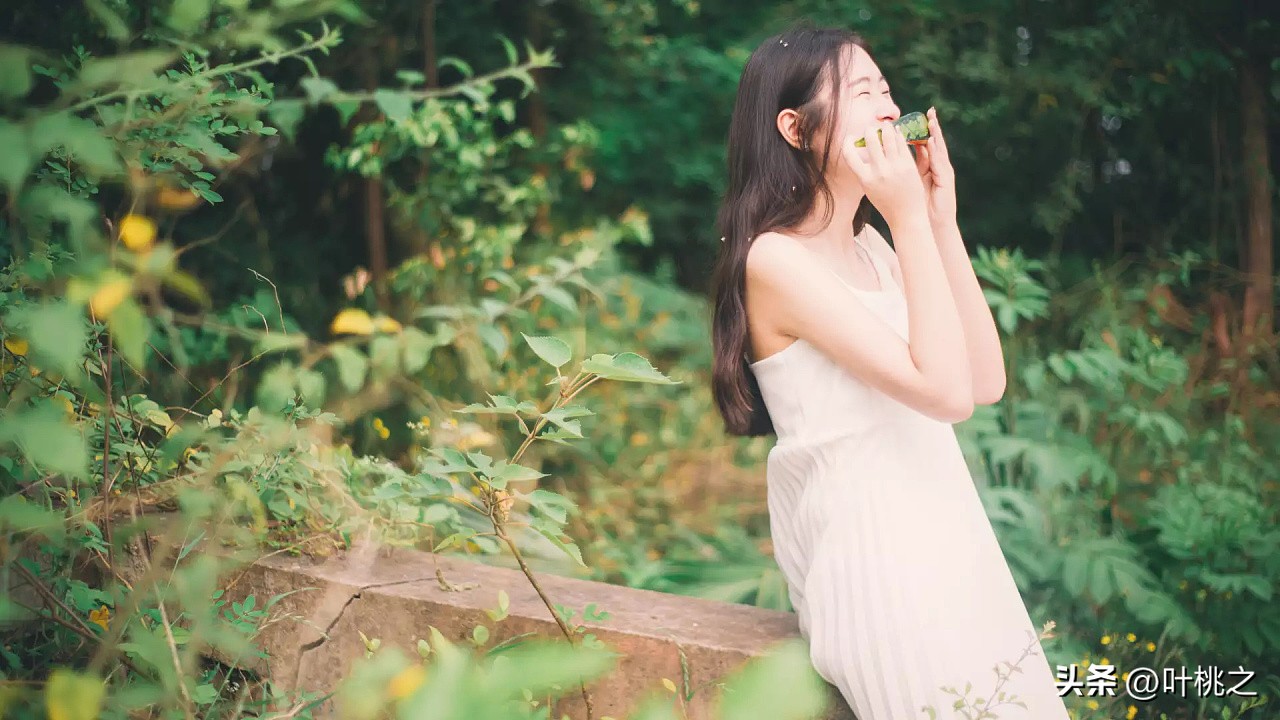 异性聊天女人若对你说三句话,女人和异性聊天话多是什么心态