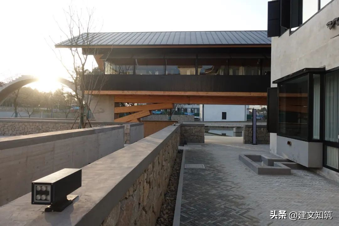 【荐筑】方村-Baudorf，相遇的场所丨佚人营造