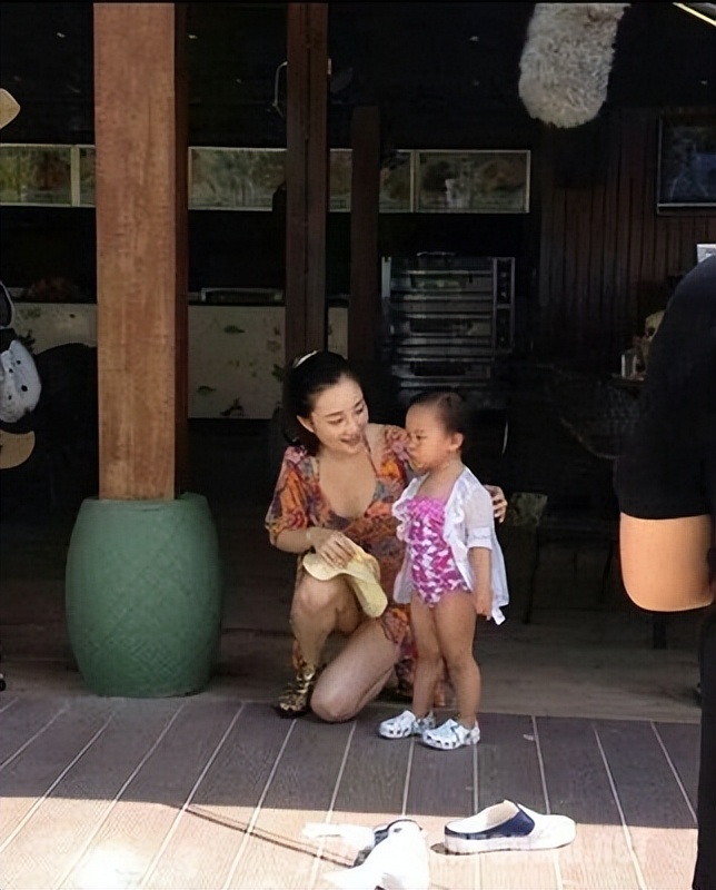 盘点8位“星二代”，有人出轨，有人入狱，真是扶不起的“阿斗”