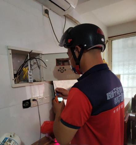 守土有责抗击疫情解读,守土担责联防联控坚守一线