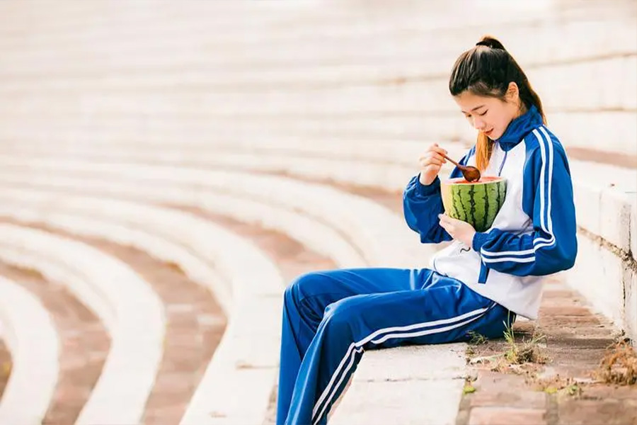 校服行业的转型,传统校服企业如何转型