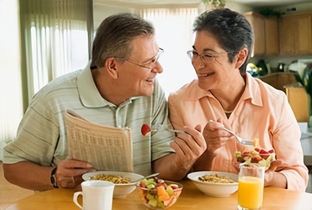 老年人如何过*生活性**？早知道早获益