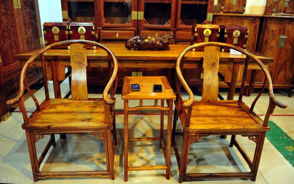 红木木材市场价格,花梨木和红木家具哪个贵