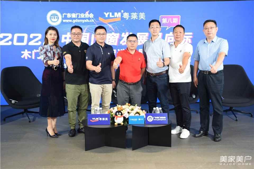 高端木门实木定制,一站式木门整木定制家居