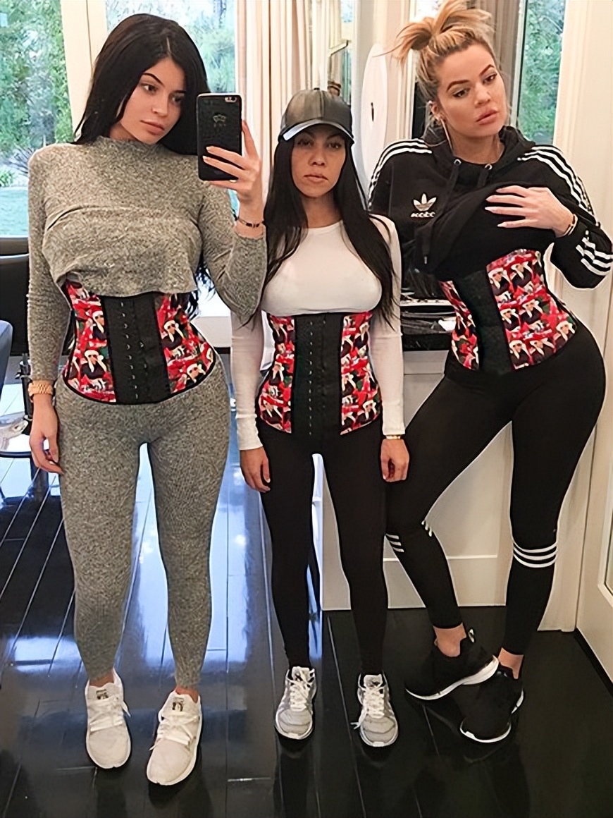 卡戴珊卖软糖，称吃完私密部位会香甜？被骂：别用伪科学贩卖焦虑