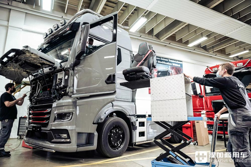 德国曼恩重卡改装,德国曼恩牵引车改房车