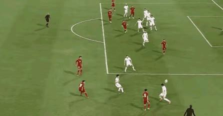 足球是圆的在赛场中变化莫测,足球是圆的上一句