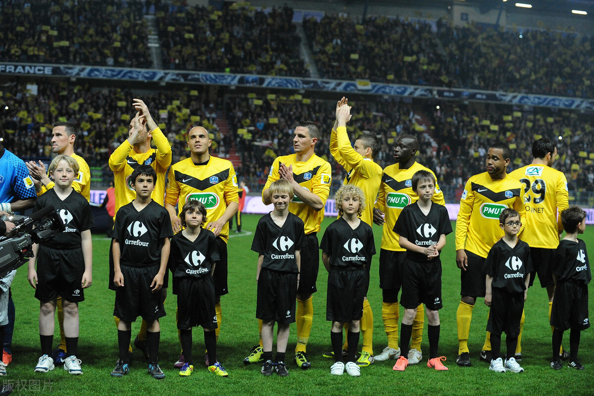 足球预测英格兰vs美国,足球预测布伦特vs利兹联