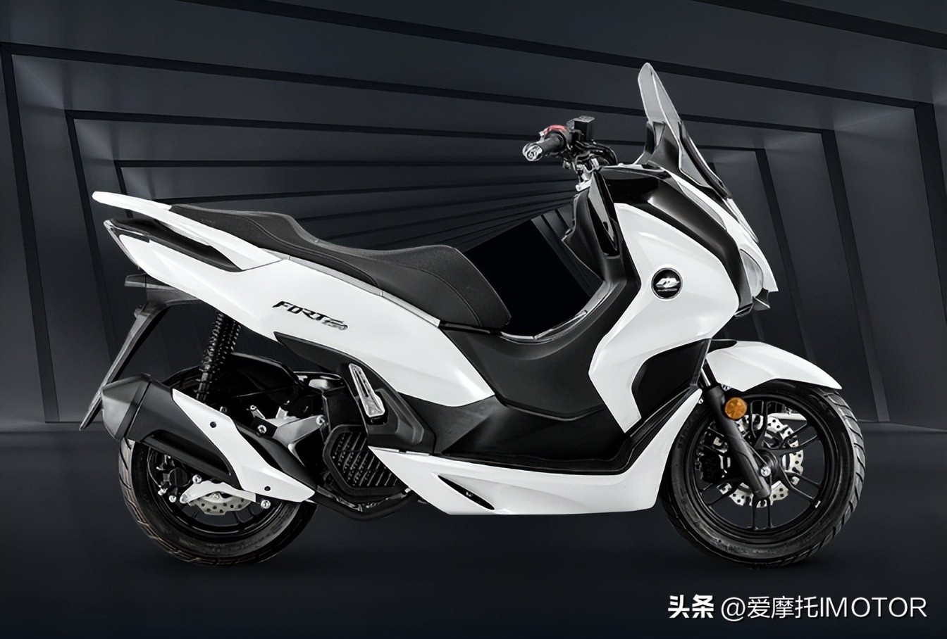 16999元！钱江都市运动踏板鸿150发布！