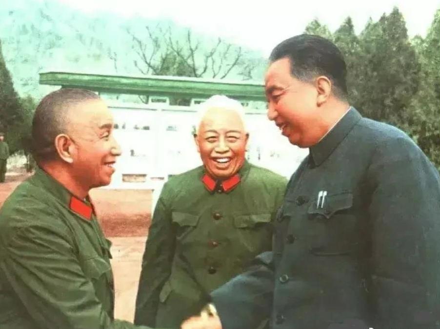 历数粟裕各个历史时期最高职位，就知道他为什么必须是第一大将