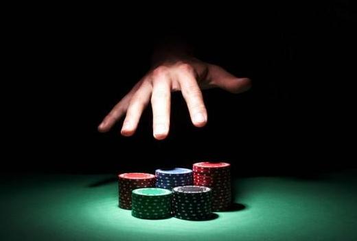 微信群自动抢红包犯法吗,微信群抢红包怎么样构成违法