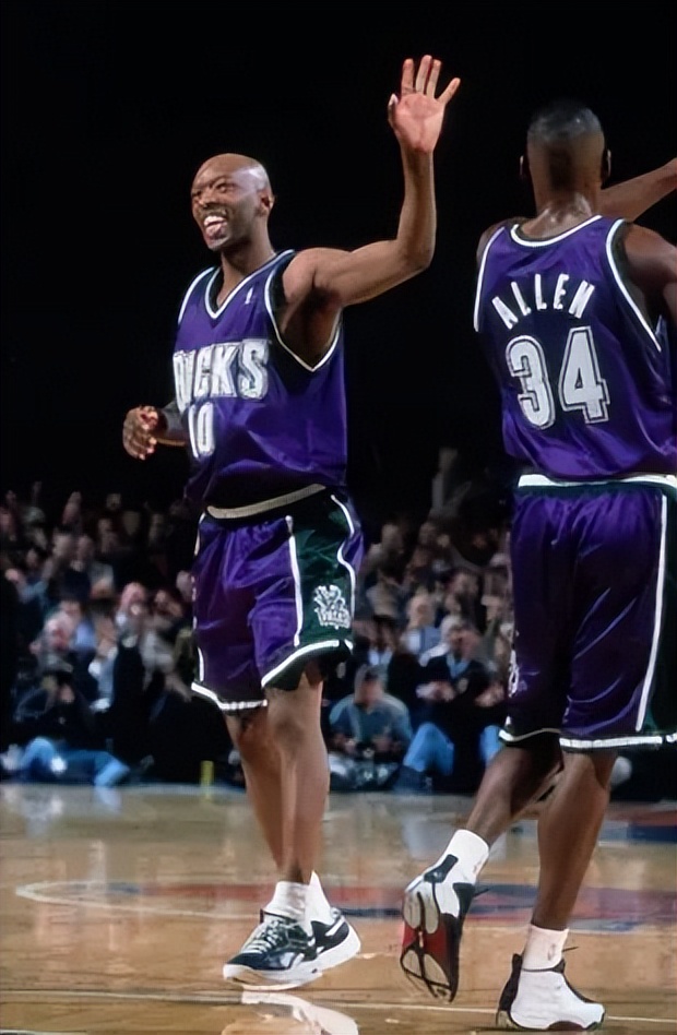 肉盾乔尔：波特兰中锋及格标准线，奥登的老大哥，怒怼巅峰大姚