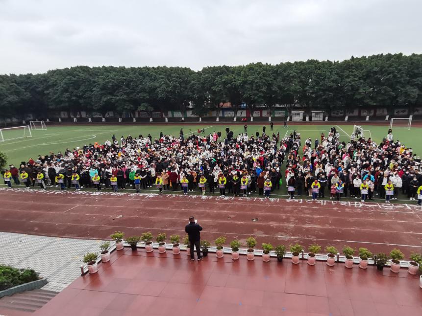 宜宾市黄桷庄小学校召开2022-2023学年春期家长会