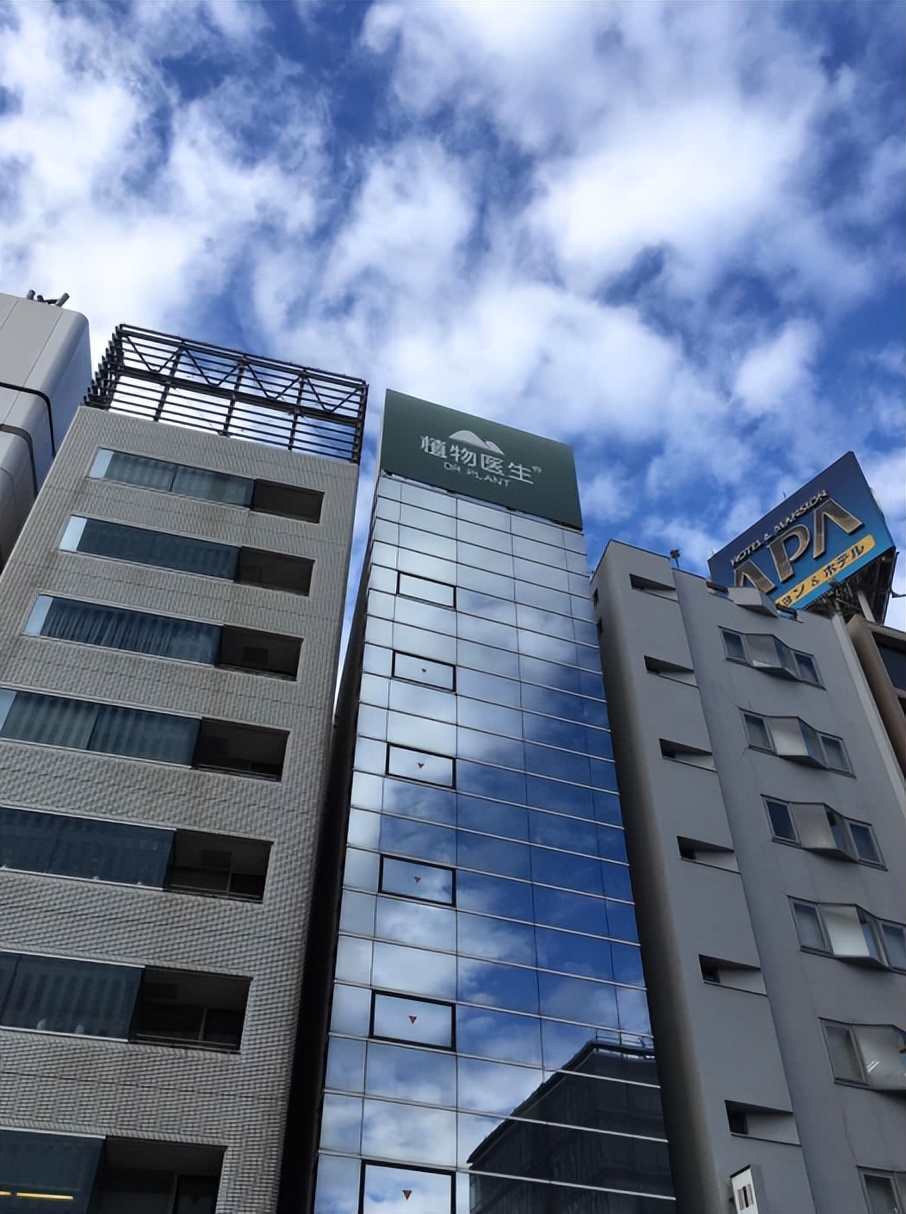 聚焦“科研”击穿用户心智植物医生小步快跑*局破**海外市场