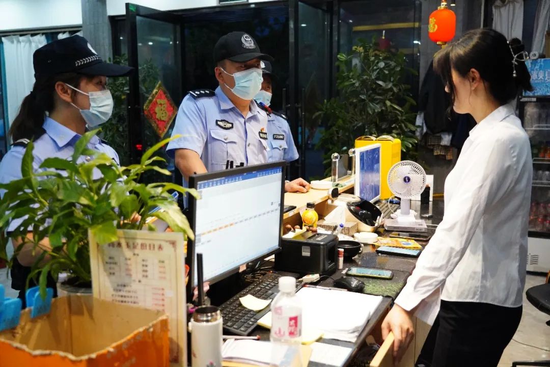 雷霆整治,雷霆亮剑扫黑除恶