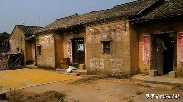 农村盖房前面的房子比后面盖的高，对后面有影响吗？有什么规矩？