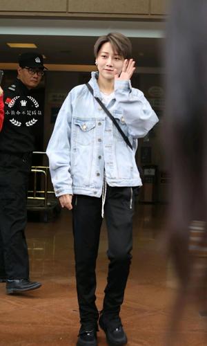 刘雨昕同款短发图片,刘雨欣短发造型图片