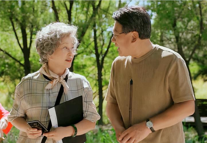 3个广场舞大妈,3位广场舞大妈