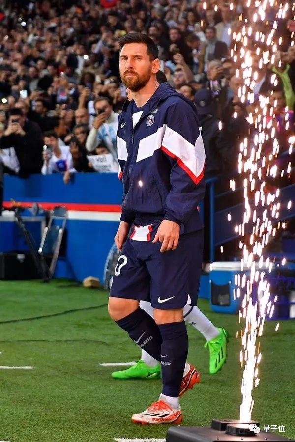 未发货iPadPro免费升级M2款/推特回应马斯克裁员75%计划…更多