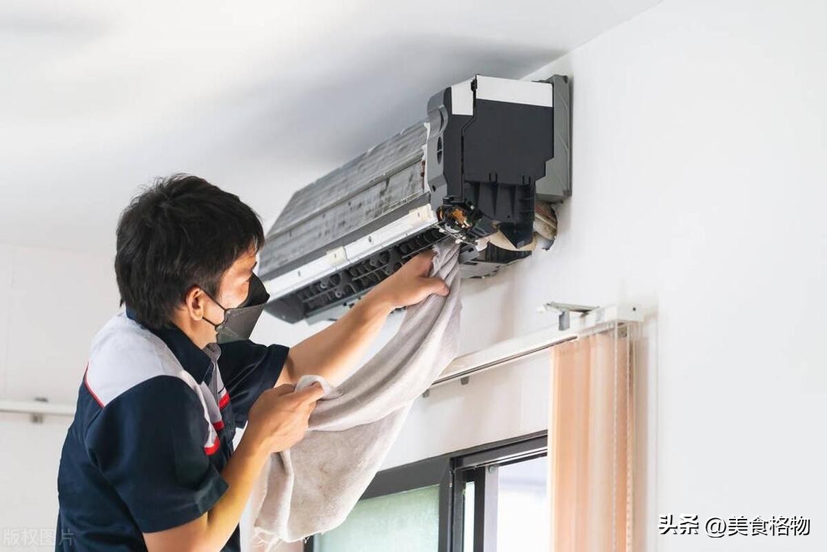 空调吹出的风有异味怎么解决,空调吹出来的风怎么有一股臭味