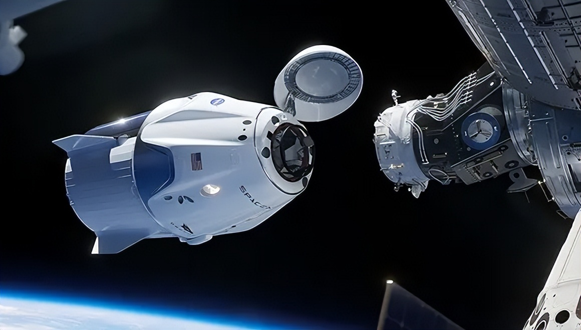 美宇航员将搭俄罗斯飞船回地球,美俄航天员将同乘俄飞船返回地球