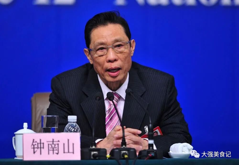 嗓子痒干咳止咳喝点什么汤,喉咙痒咳嗽喝点什么润肺止咳