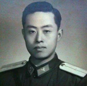 李银桥转业后，在天津待遇不好，毛主席发话：你们这是瞎搞