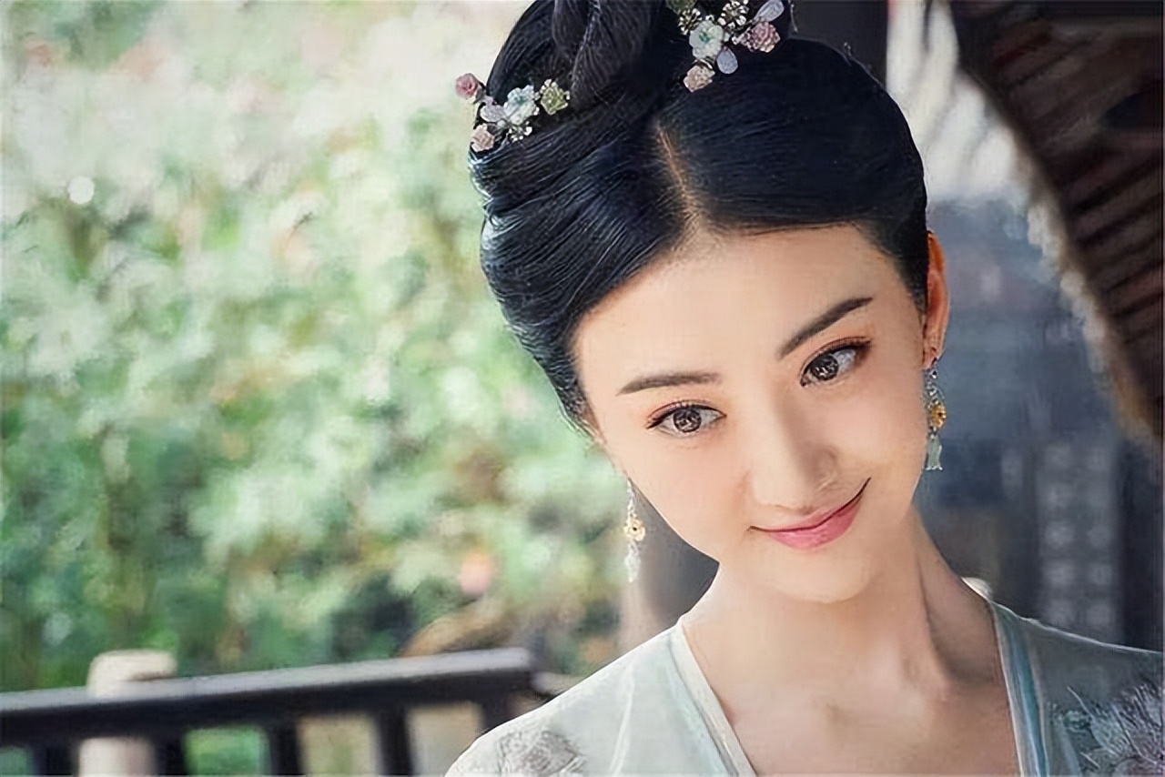 眉毛一根长能抵万担粮是什么意思,眉毛一长一短讲究