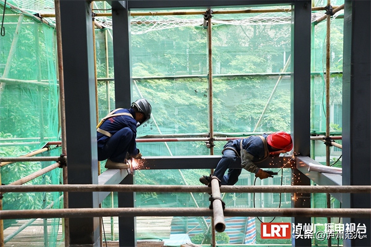 江虹小区加装电梯,余江老旧小区加装电梯