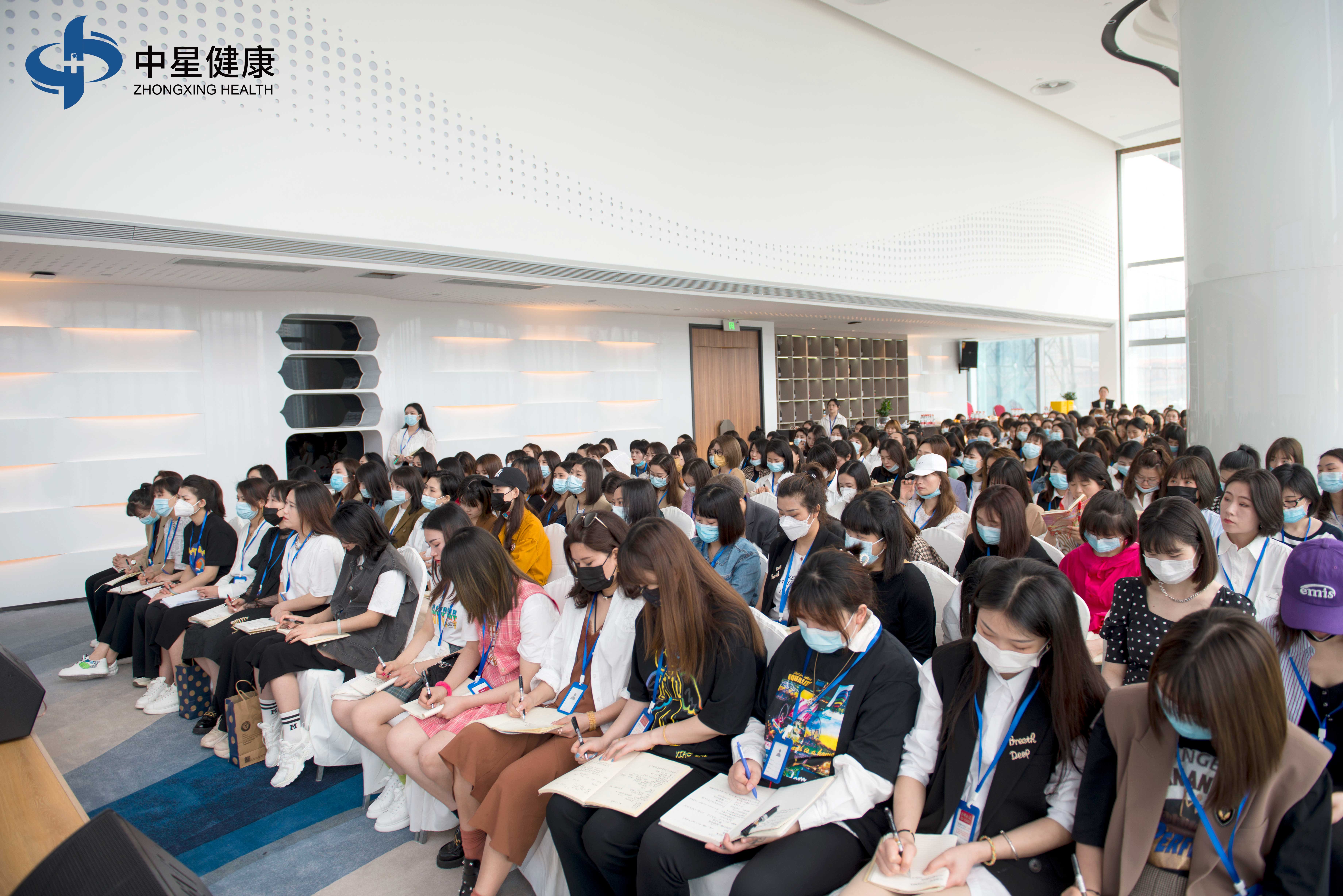 amass哥弟折扣店天河东路店,哥弟amass正品