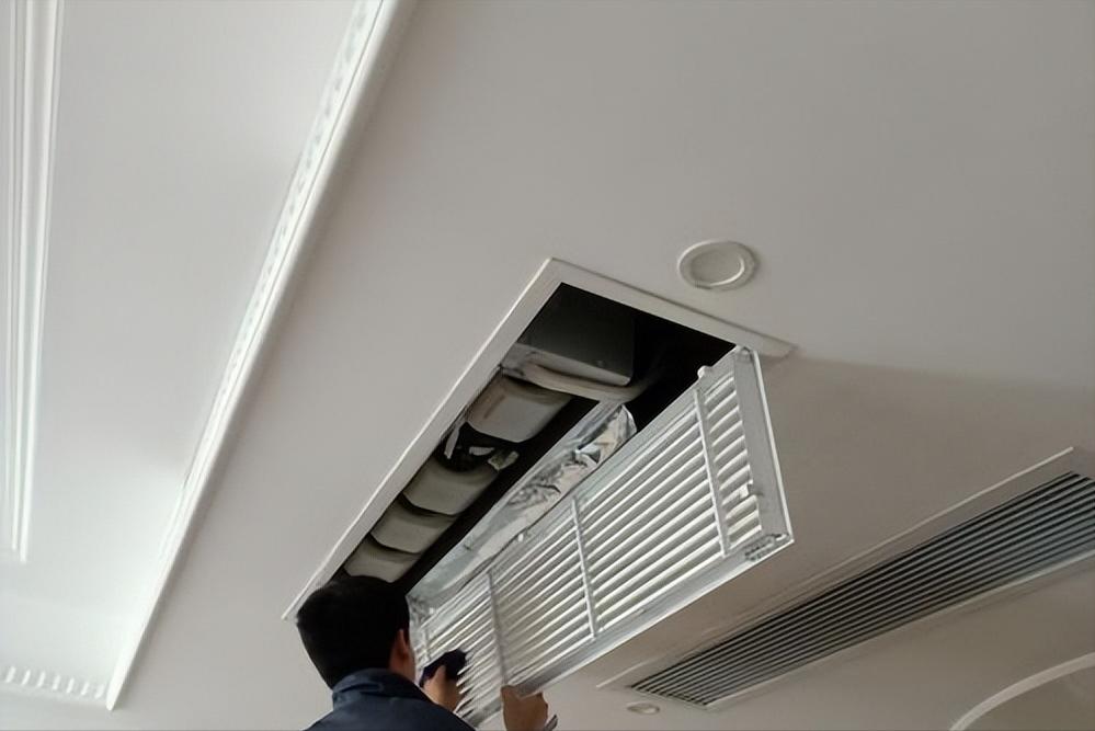 日立中央空调噪音很大什么原因,美的中央空调风口噪音大为什么