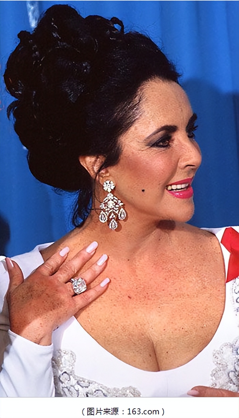 铂金镶嵌玉首饰,铂金镶嵌蓝宝石