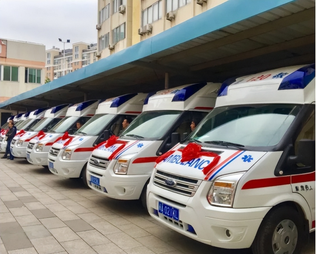 贵州一男子开玩笑险些把邻居笑死,男子讲笑话笑死邻居被捕