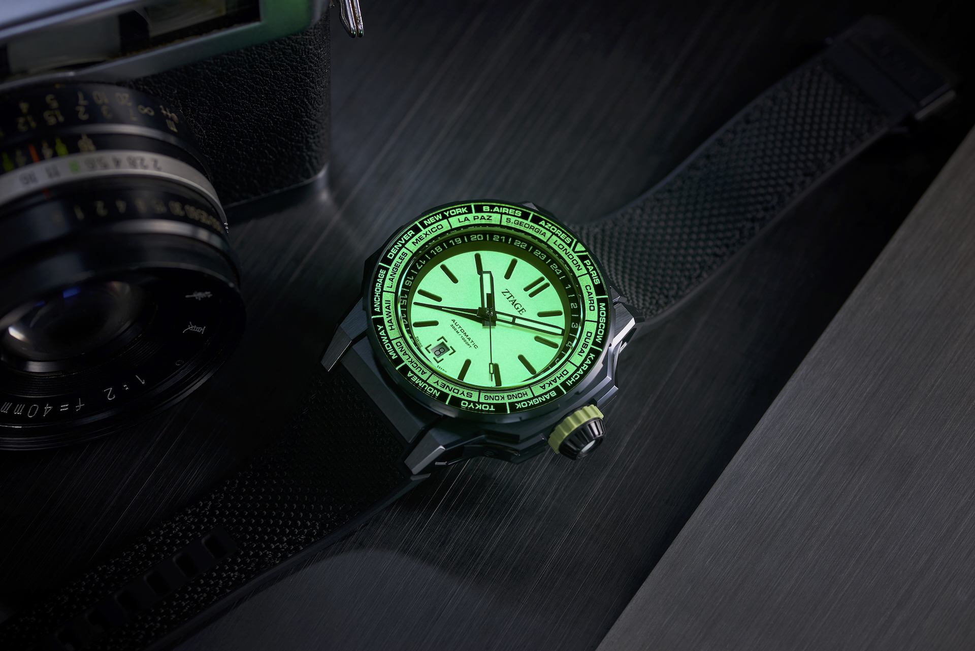 崭新诠绎奢华飞行腕表ZtageHybrid离地极光腕表