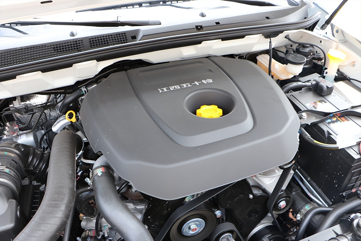 江西五十铃皮卡欢迎到店试车,试驾江西五十铃瑞迈2024款