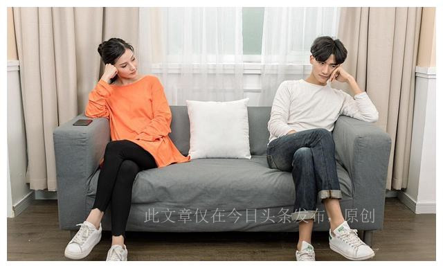 公公养情人18年，婆婆坚决不离婚，公公死后，婆婆终于坦白原因