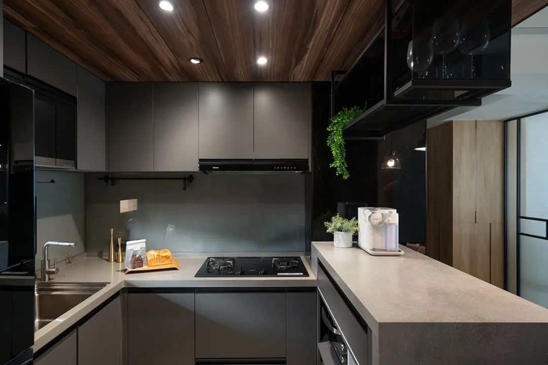 老房子全屋翻新简约风格,76平轻奢旧房翻新