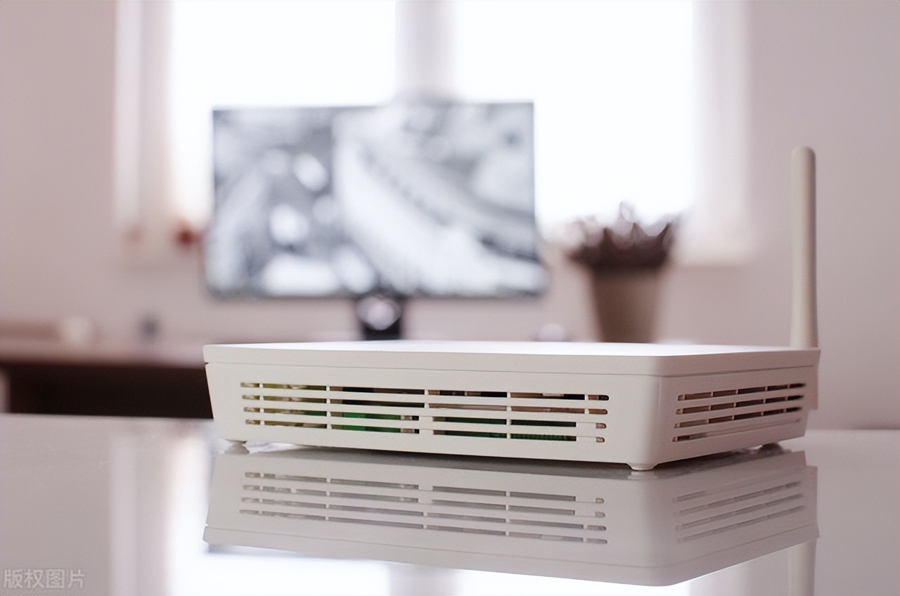 路由器贴创可贴效果,路由器上贴什么能提高网速