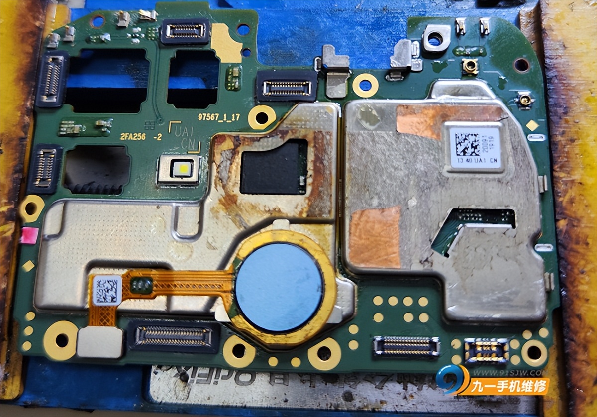 oppo手机进水开不了机怎么办,oppo手机进水了打不开机怎么办