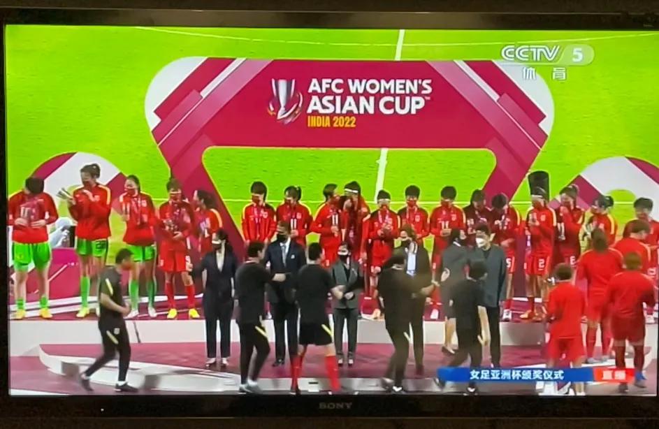 中国女足问鼎亚洲杯,中国女足问鼎亚洲杯黄健翔