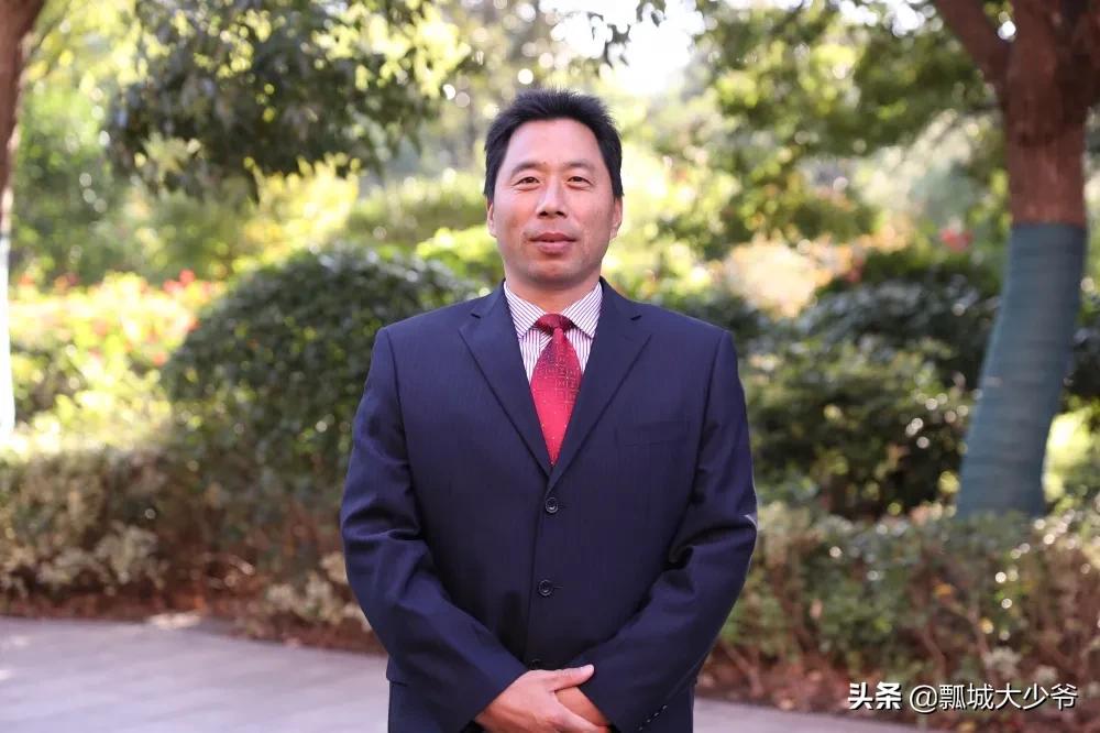 体育教师艺体教研活动,体育教师基本功集体特色展示