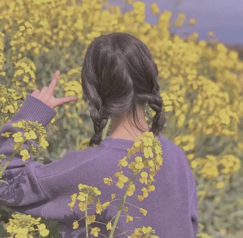 三人闺蜜头像两人亲切一人冷淡,三人闺蜜头像图片一人一张