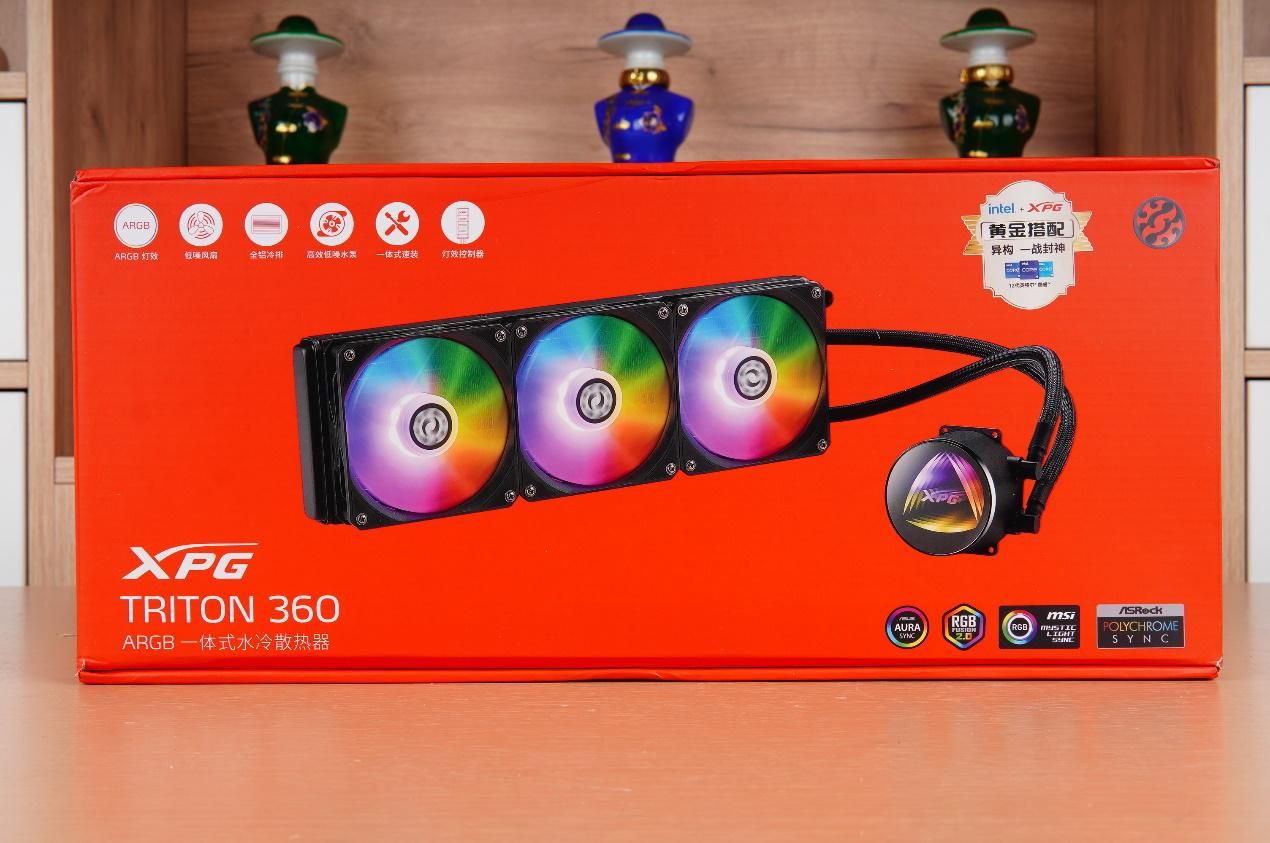 可以装多个硬盘的主机箱,带可插拔硬盘盒的主机