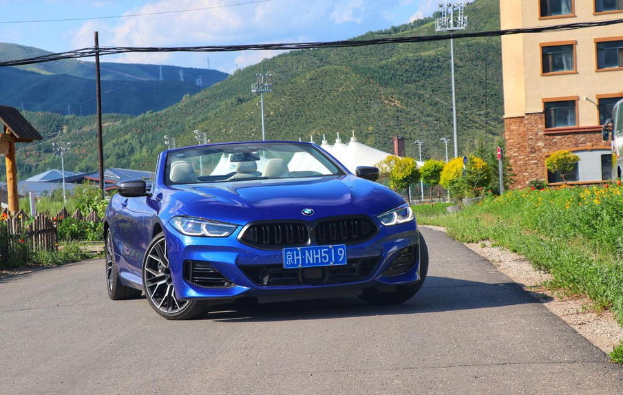 宝马840i软顶敞篷试驾,宝马840i敞篷驾驶感受