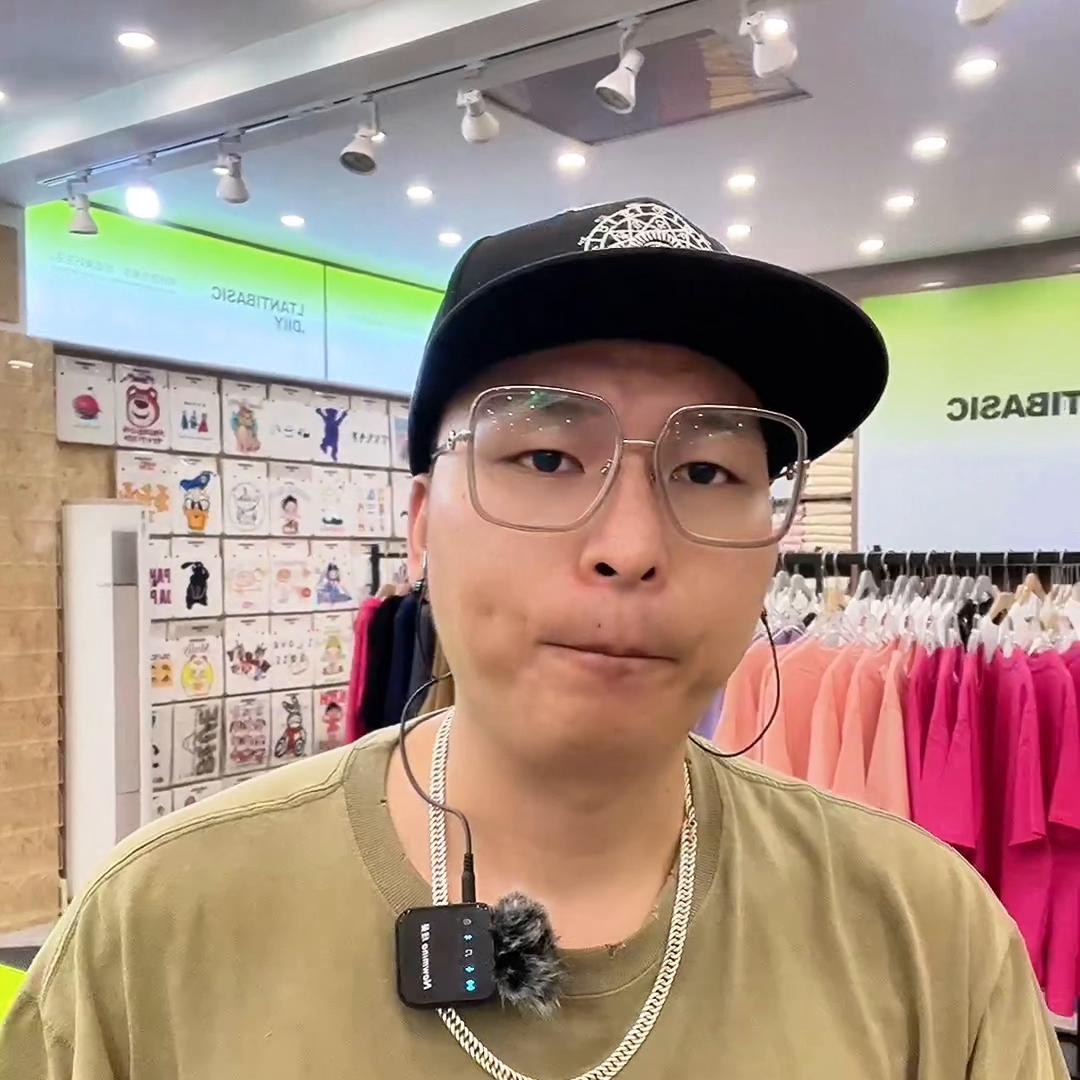 服装店怎么抓住每天的人流量,服装店的线上流量到底怎么做